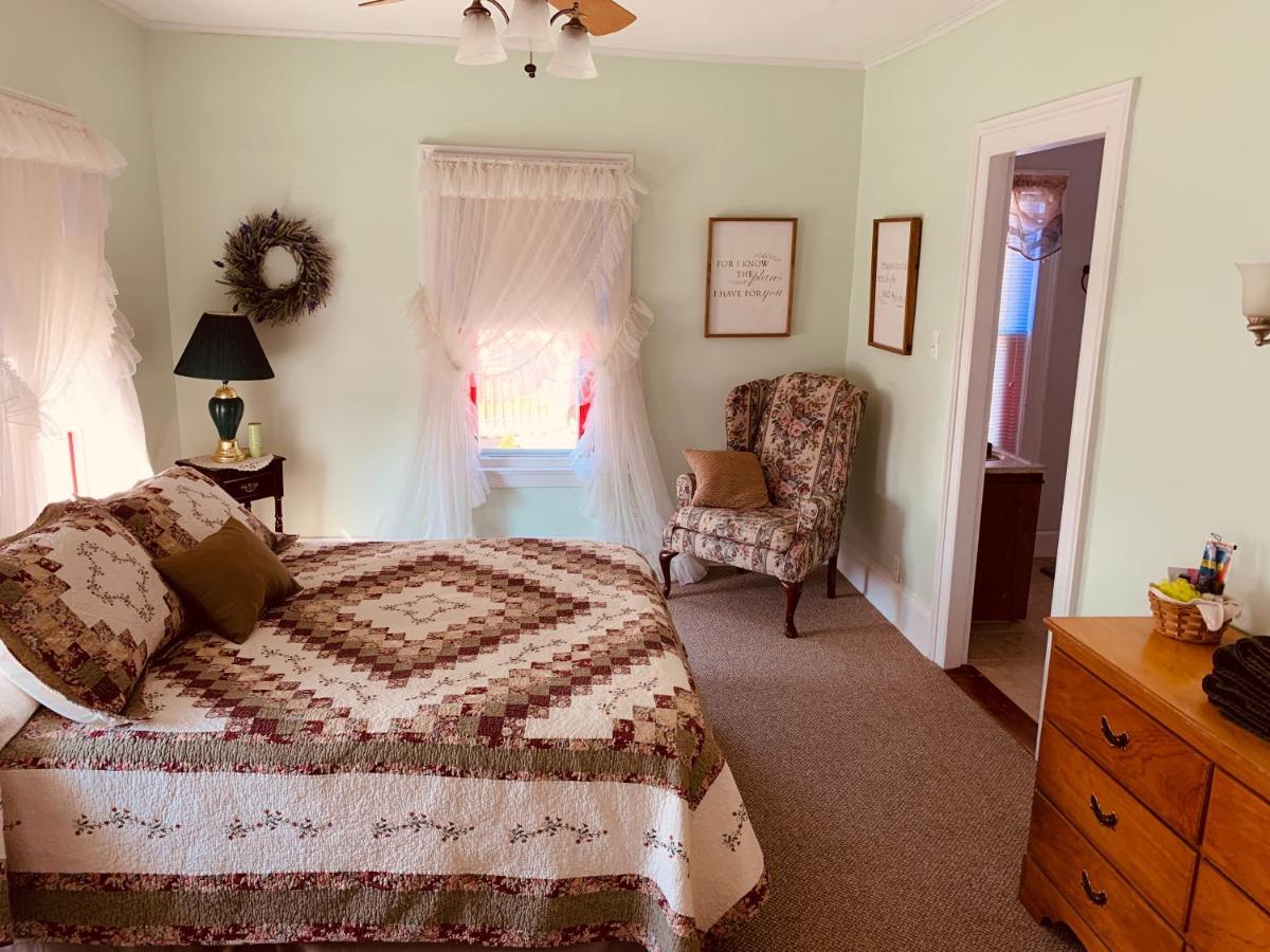 Centennial Inn Bed&Breakfast Conneaut Exterior foto
